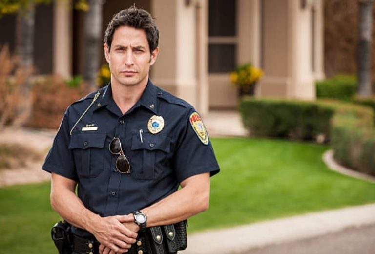 Cómo ser policía en los Estados Unidos
